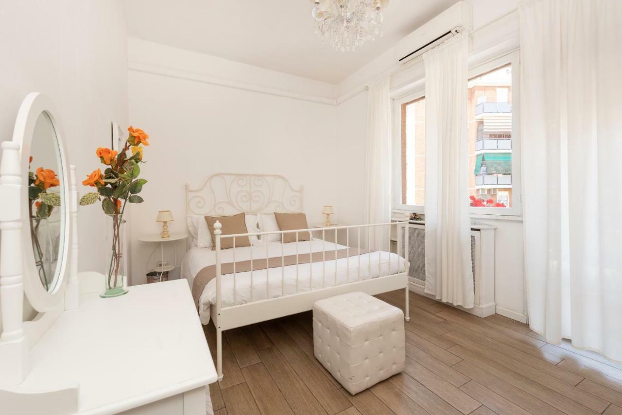 Apartment Chic Flat Monte Mario Rome